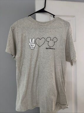 Walt Disney World Graphic Tee